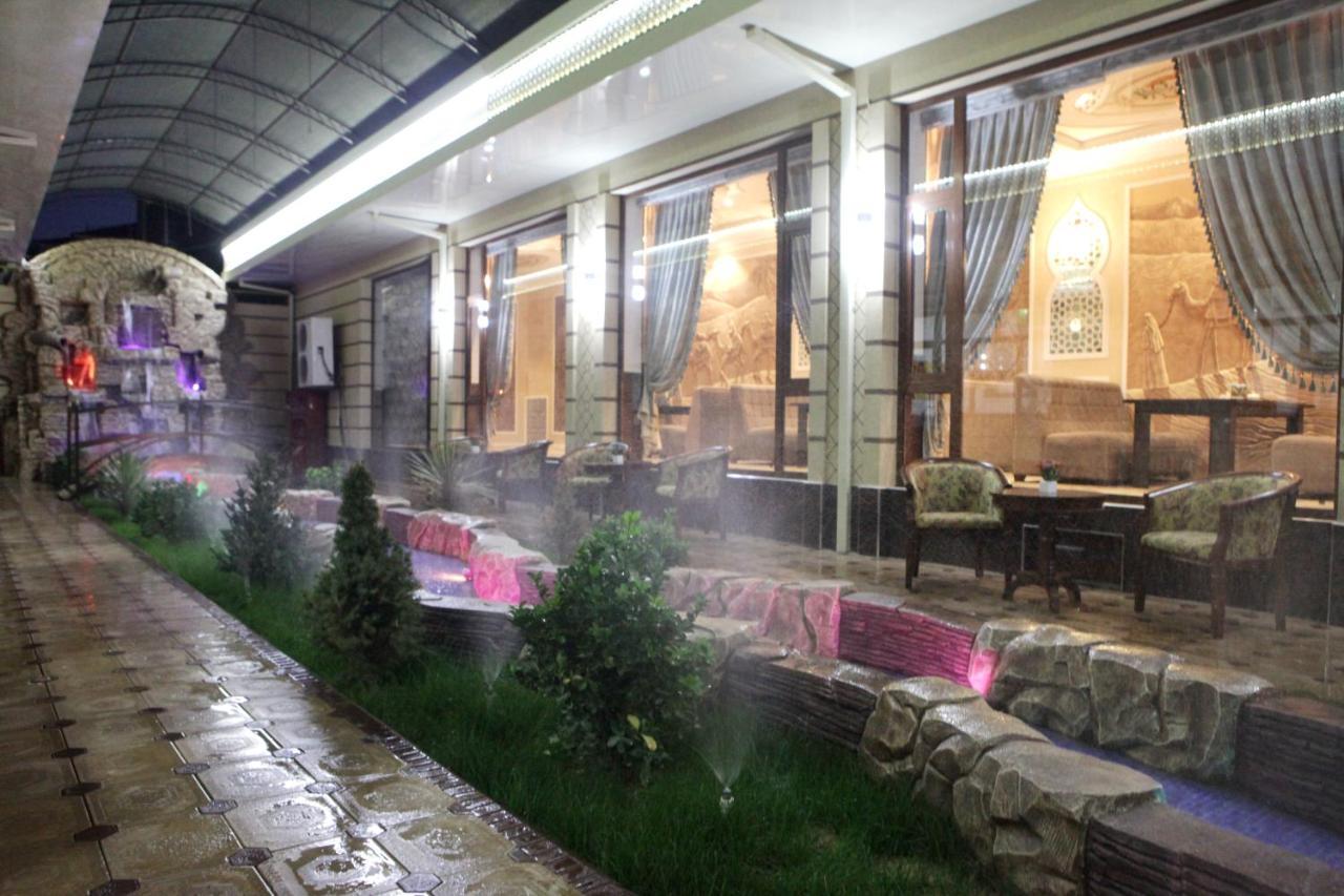 Hotel Naxshab Qarshi ภายนอก รูปภาพ