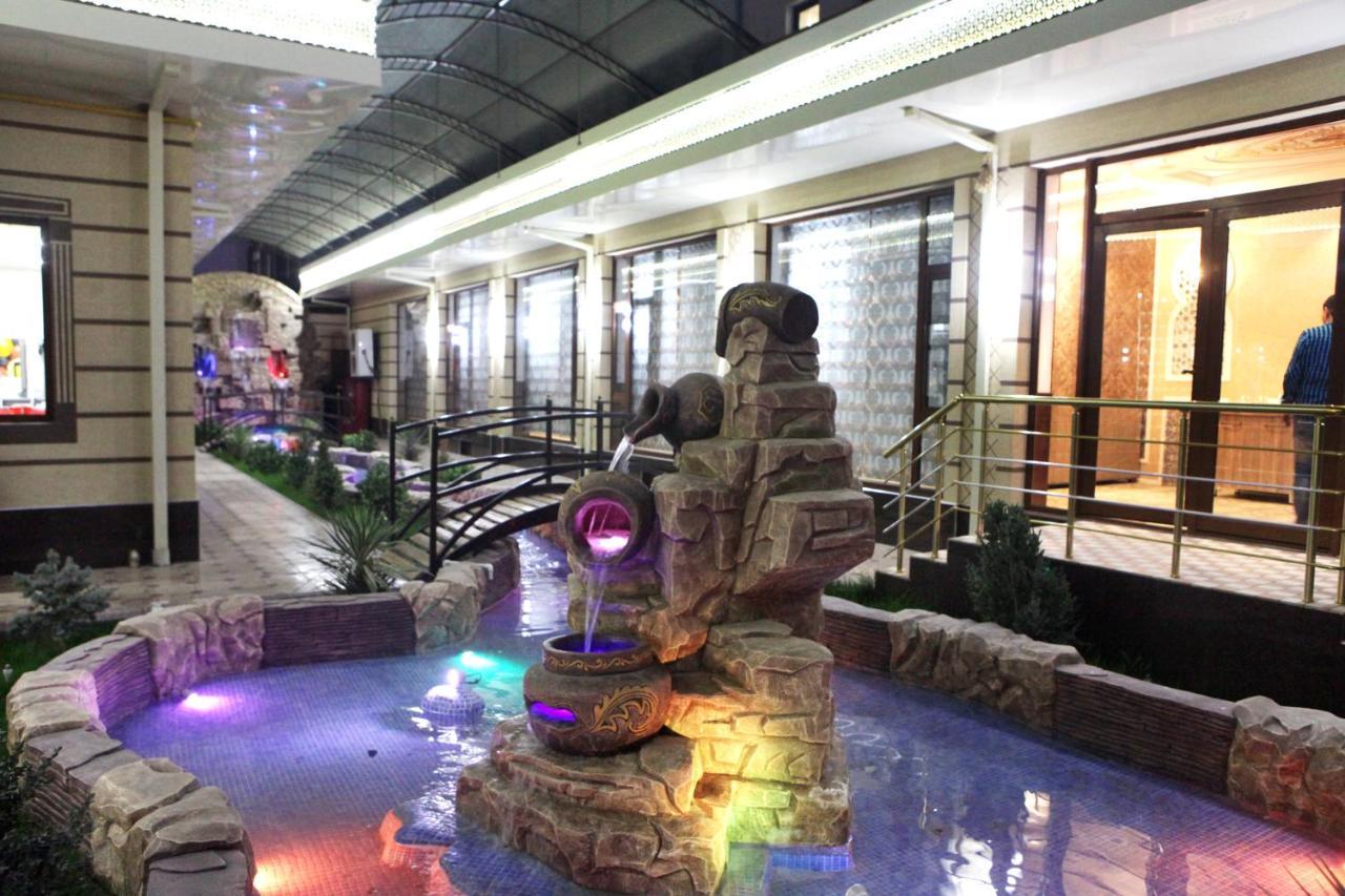 Hotel Naxshab Qarshi ภายนอก รูปภาพ