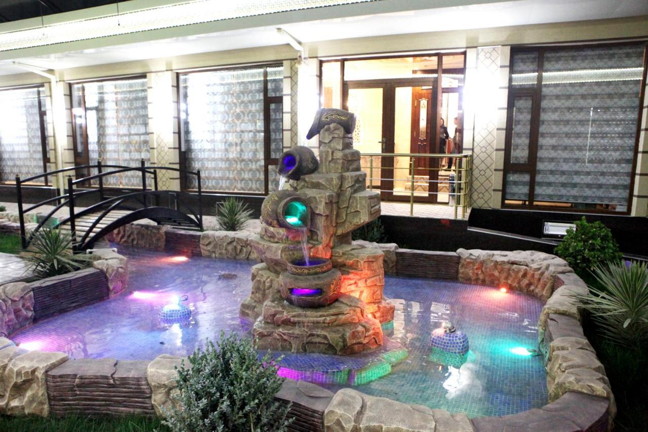 Hotel Naxshab Qarshi ภายนอก รูปภาพ