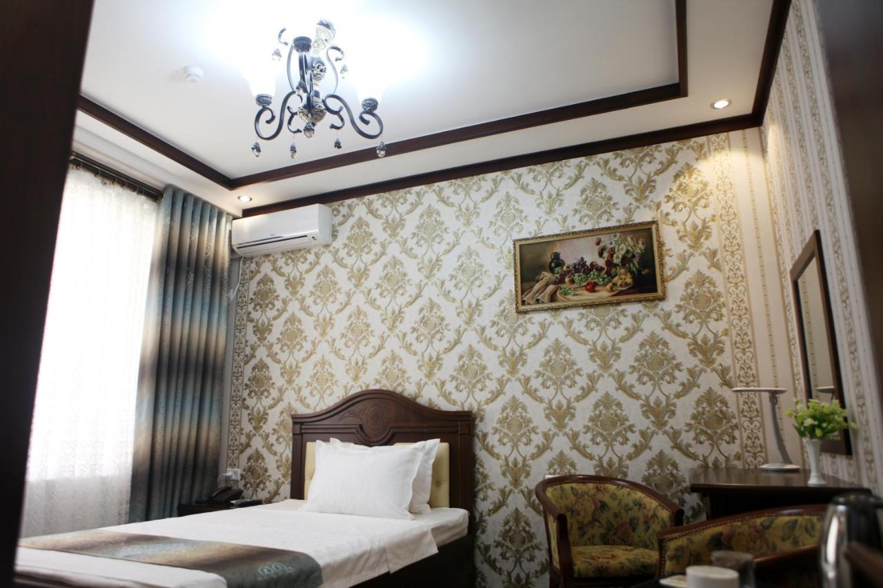 Hotel Naxshab Qarshi ภายนอก รูปภาพ