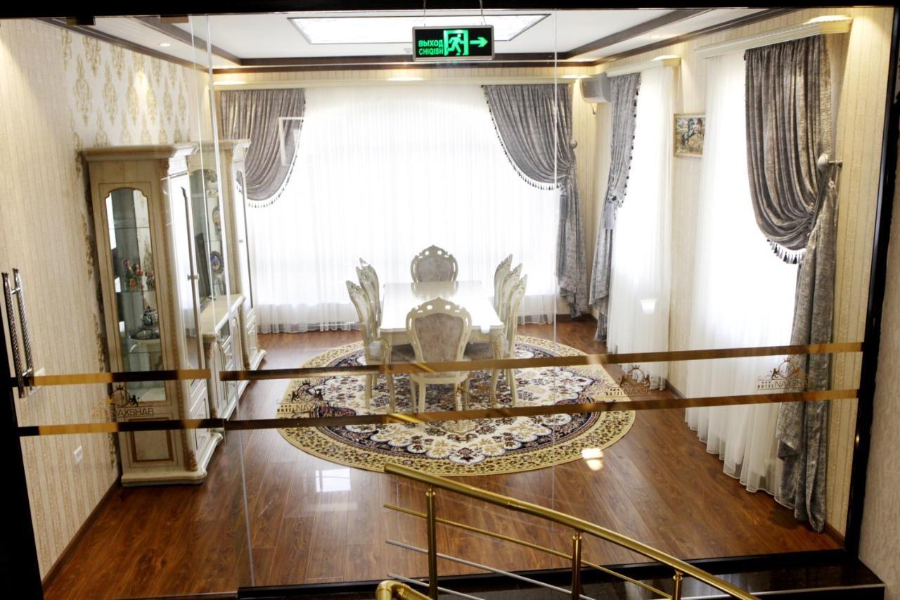 Hotel Naxshab Qarshi ภายนอก รูปภาพ